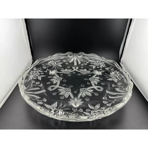 Clear Pressed Glass Floral Footed Serving Plate - Picture 1 of 8